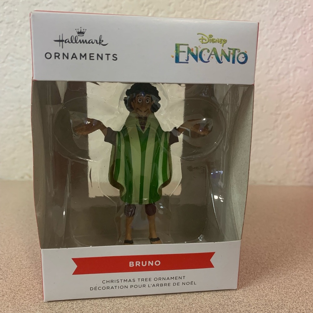 Hallmark Green Holiday Ornament Colombian Culture
